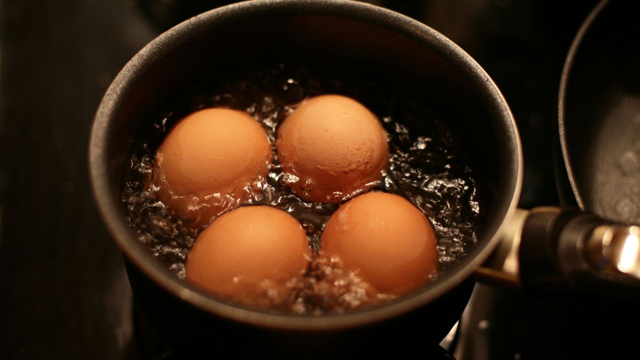 How to boil eggs: Detailed instructions