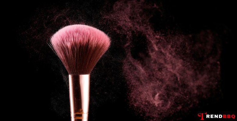 How to Clean Makeup Brushes: A Simple Guide