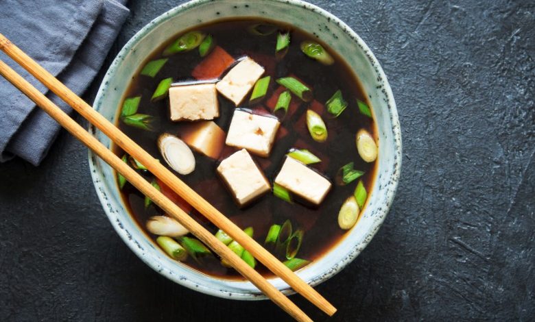How to Make Miso Soup: A Guide for Easy Japanese Soup